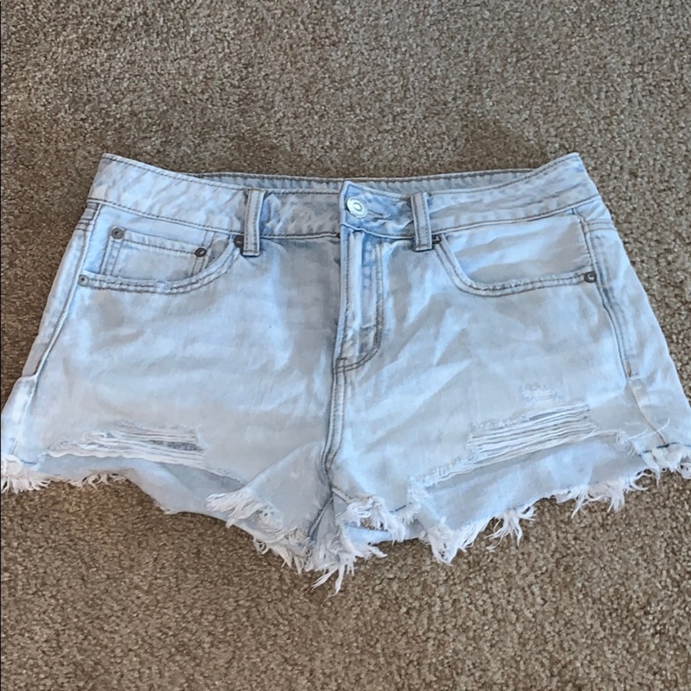 American Eagle light wash ripped shorts